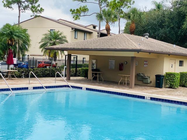 202 Foxtail Dr in Greenacres, FL - Building Photo - Building Photo