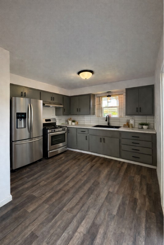 2123 Down St in Riverside, CA - Foto de edificio - Building Photo