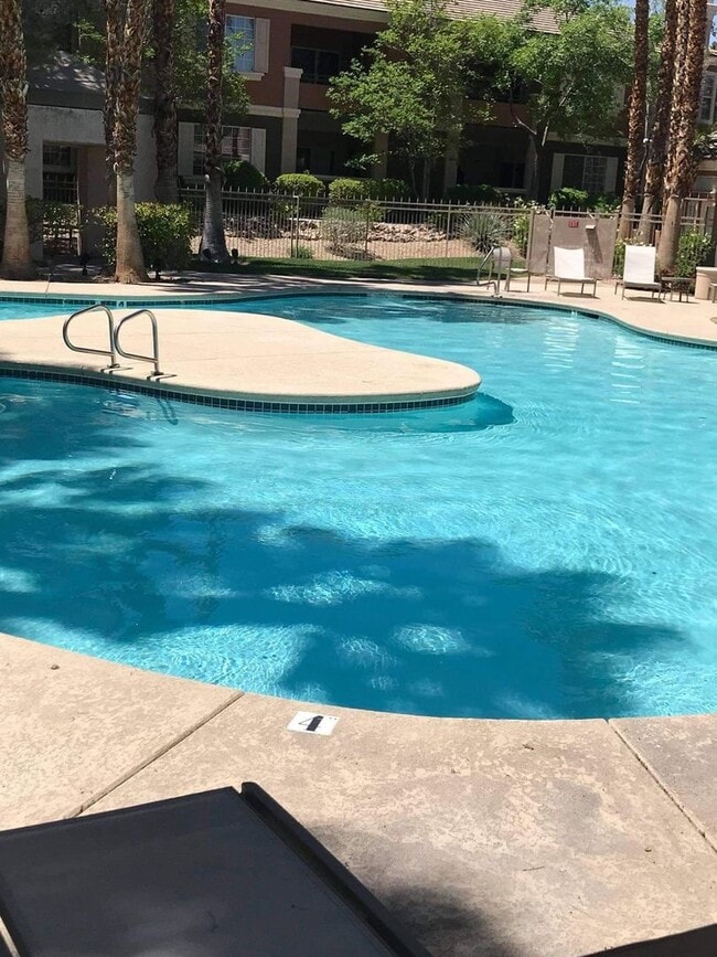 7712 Himalayas Ave in Las Vegas, NV - Building Photo - Building Photo