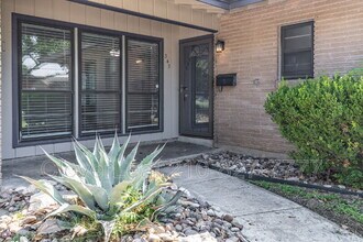 343 Montfort Dr in San Antonio, TX - Building Photo - Building Photo