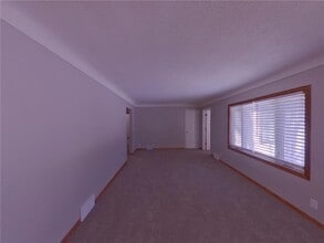 2931 Woodbridge St in Roseville, MN - Building Photo - Building Photo