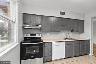 4341 Carlisle Pike in Mechanicsburg, PA - Building Photo