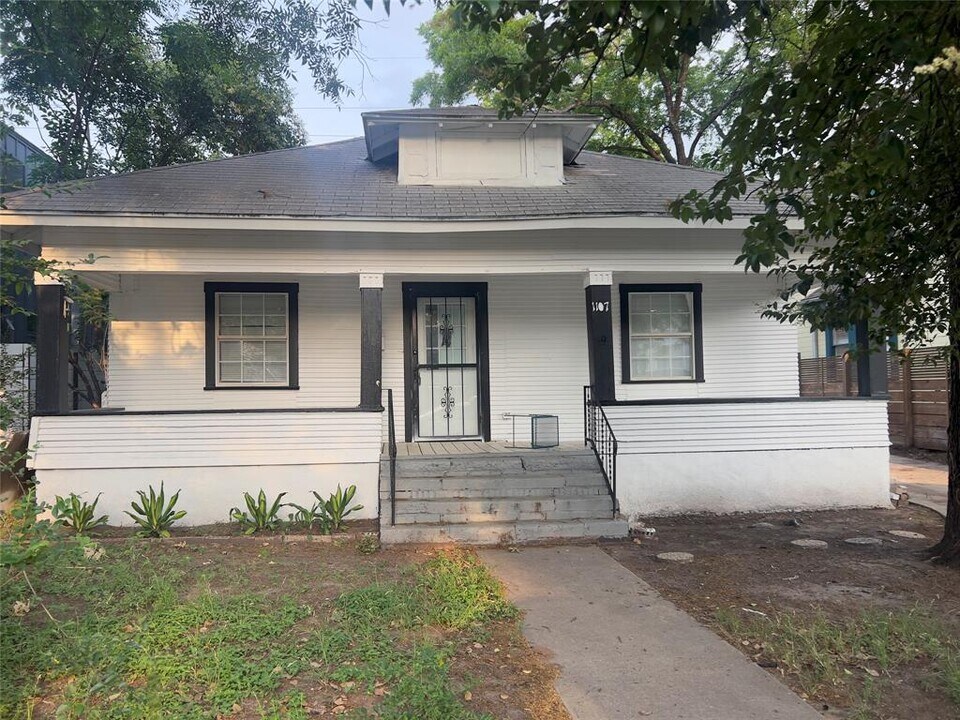 1107 Angelina St in Austin, TX - Building Photo