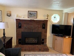 90 Lookout Point Rd in Plymouth, MA - Building Photo - Building Photo