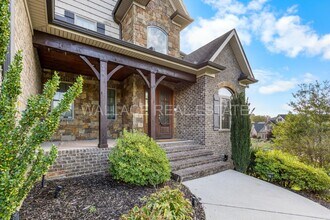 2504 Bridge Valley Ln in Knoxville, TN - Building Photo - Building Photo