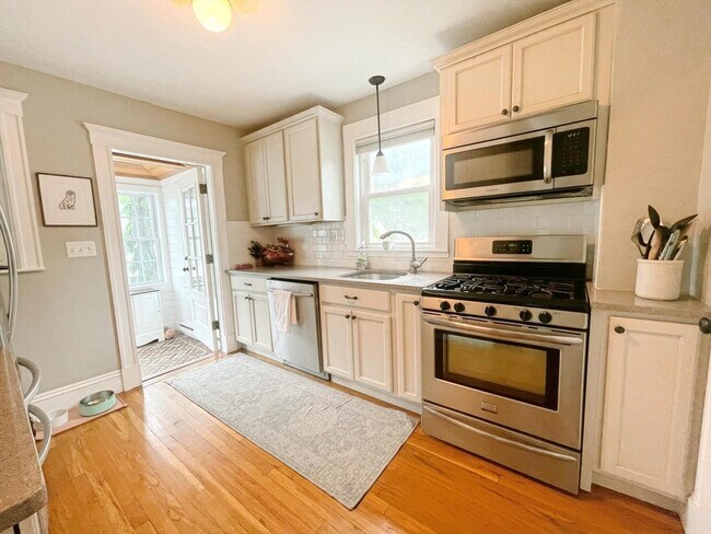 property at 136 Audubon Rd