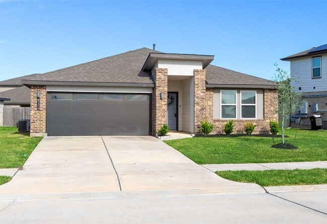 property at 8114 Buck Ln