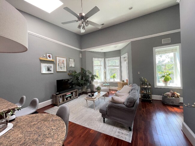 property at 1811 8th St NW
