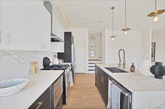 1731 N Fitzhugh Ave in Dallas, TX - Building Photo - Building Photo