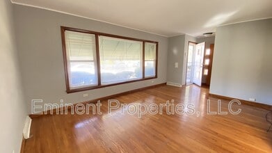 9225 S Euclid Ave in Chicago, IL - Building Photo - Building Photo