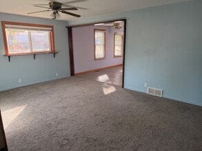 168 N 5th Ave in Mills, WY - Foto de edificio - Building Photo