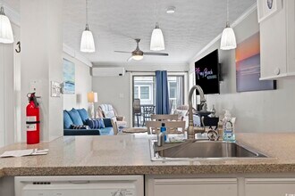 2405 S Ocean Blvd in North Myrtle Beach, SC - Building Photo - Building Photo