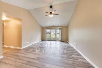 1068 Torino Ct in Franklin, IN - Building Photo - Building Photo