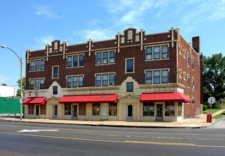 4054 S Grand Blvd in St. Louis, MO - Building Photo - Building Photo