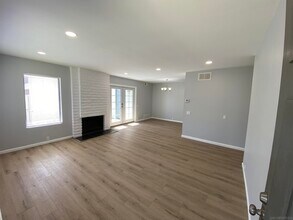 7741 Camino Noguera in San Diego, CA - Building Photo - Building Photo