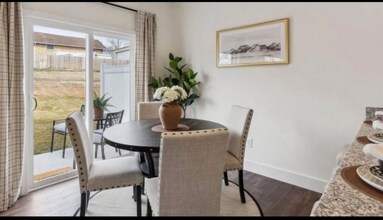 3044 Bogart Ln in Knoxville, TN - Building Photo - Building Photo