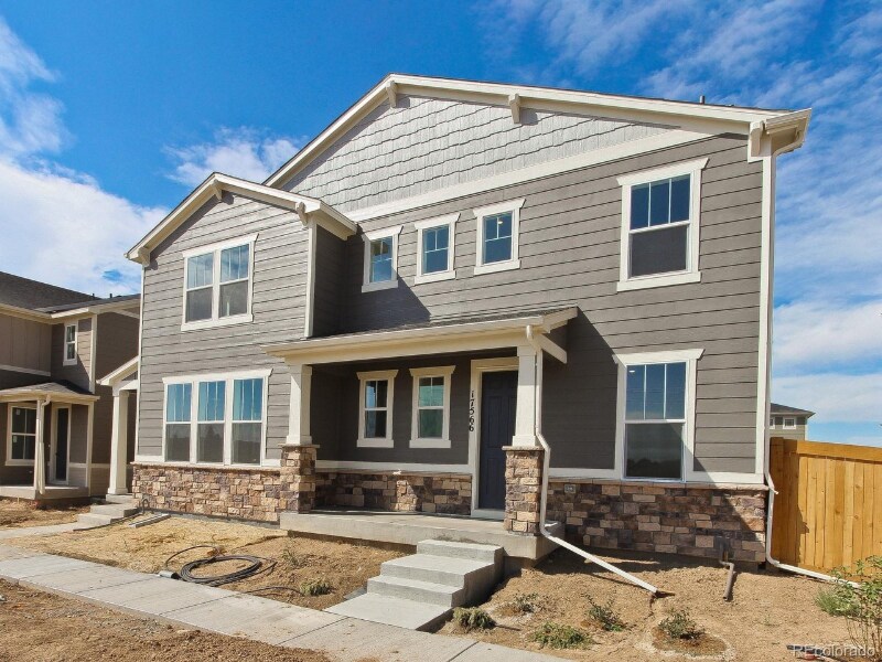 17566 Bluetrail Ave in Parker, CO - Building Photo