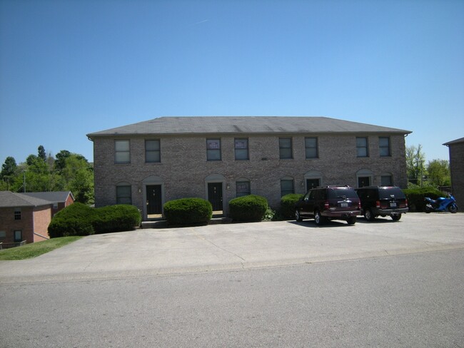 303 McDougal Ave in Richmond, KY - Building Photo - Building Photo