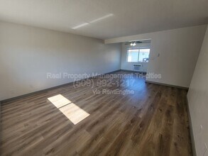 1817 Cartmell St in Pasco, WA - Building Photo - Building Photo