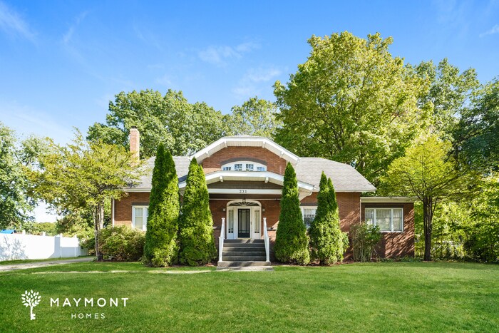231 31st St NW in Barberton, OH - Foto de edificio