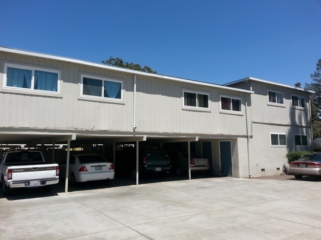 1469 Marclair Dr in Concord, CA - Building Photo - Building Photo