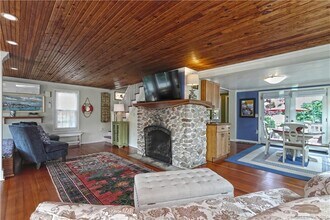 13 Billows Rd in Old Saybrook, CT - Building Photo - Building Photo