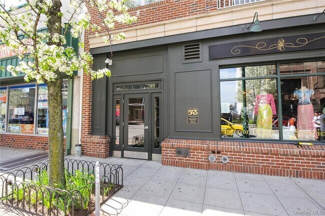 543 Main St in New Rochelle, NY - Building Photo - Building Photo