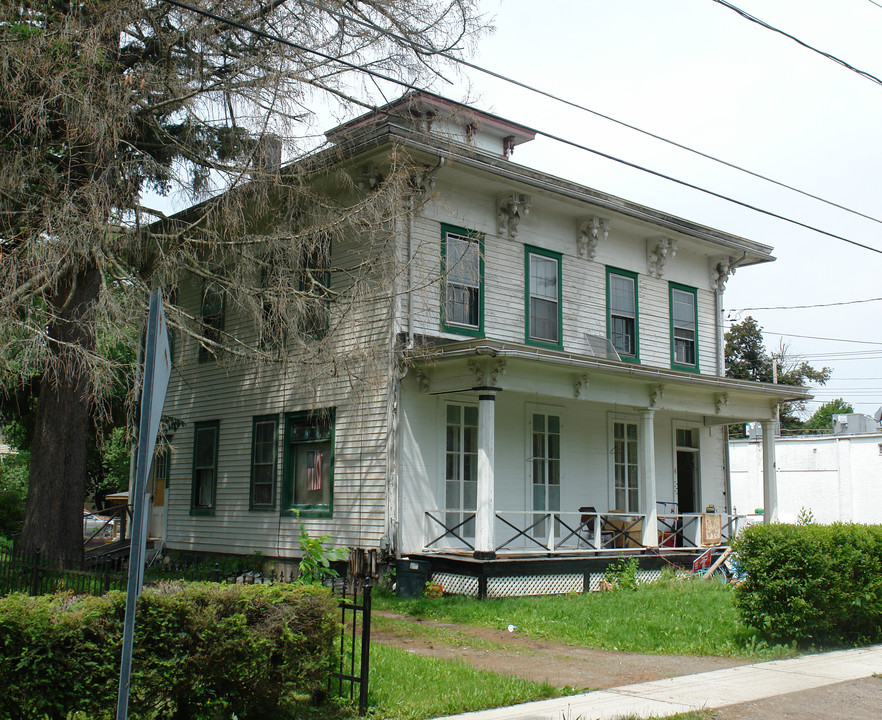 4 Mill St in Unadilla, NY - Building Photo