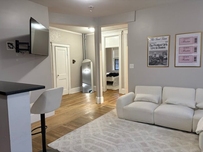 1050 Commonwealth Ave