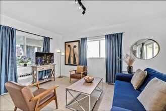 951 NW 22nd Pl in Miami, FL - Building Photo - Building Photo