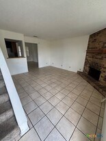 501 N 46th St in Killeen, TX - Building Photo