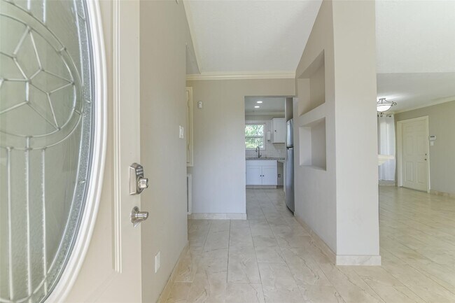 2502 Drummer Dr in League City, TX - Building Photo - Building Photo