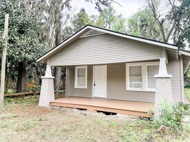 59 St Johns Ave in Savannah, GA - Building Photo