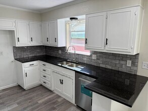 3821 E Everglade Ave in Odessa, TX - Building Photo - Building Photo