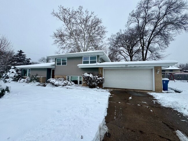 property at 108 W 15th Ave