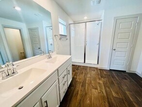 803 Pease River Wy in Hutto, TX - Building Photo - Building Photo