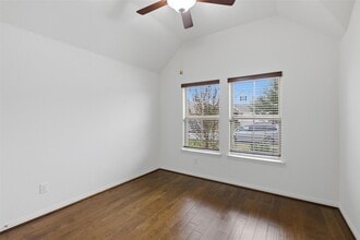 20805 Rolling Creek Rd in Pflugerville, TX - Foto de edificio - Building Photo