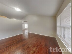 3737 W 42nd Terrace in Indianapolis, IN - Building Photo - Building Photo