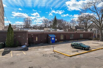 The Commodore Condominium in St. Paul, MN - Building Photo - Building Photo