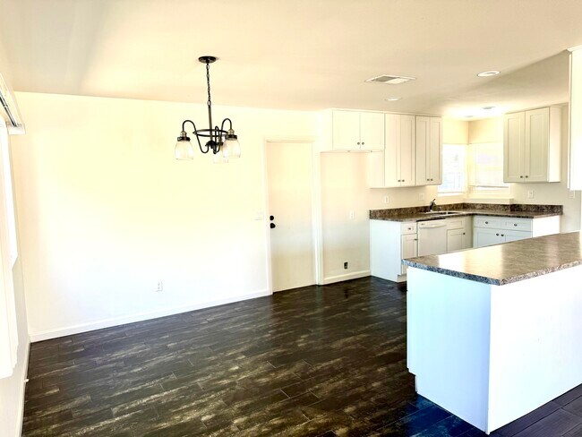 2727 Recinto Ave in Rowland Heights, CA - Building Photo - Building Photo