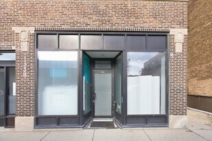 1338 W Irving Park Rd, Unit 1 in Chicago, IL - Building Photo