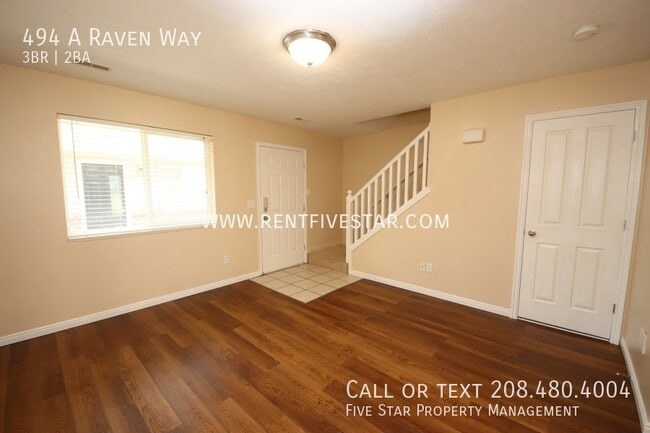 494 Raven Way in Pocatello, ID - Foto de edificio - Building Photo