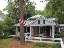 350 N Leak St in Southern Pines, NC - Building Photo