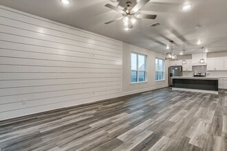 2944 Forest Park Blvd in Fort Worth, TX - Building Photo - Building Photo