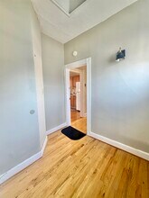 212 Plainfield Ave in Jersey City, NJ - Building Photo - Building Photo