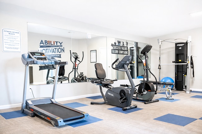 Spring Brook in Holland, MI - Foto de edificio - Building Photo