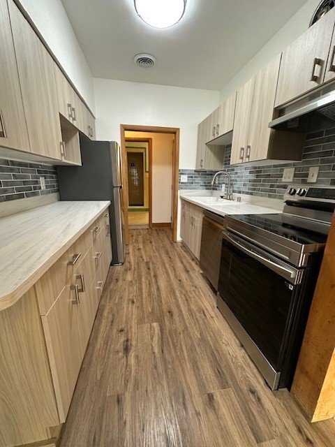 600 E Ogden Ave, Unit UW