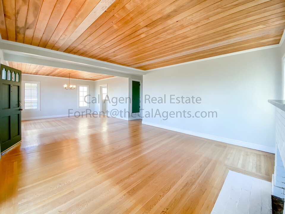 257 Trinity Ave in Kensington, CA - Building Photo