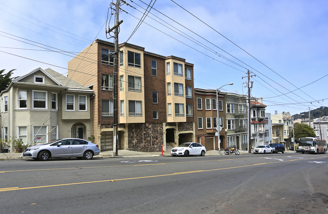 330 Parnassus Ave in San Francisco, CA - Building Photo - Building Photo