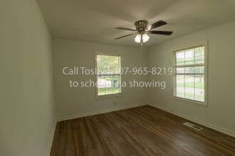 1227 Cleveland St in Greenville, TX - Building Photo - Building Photo